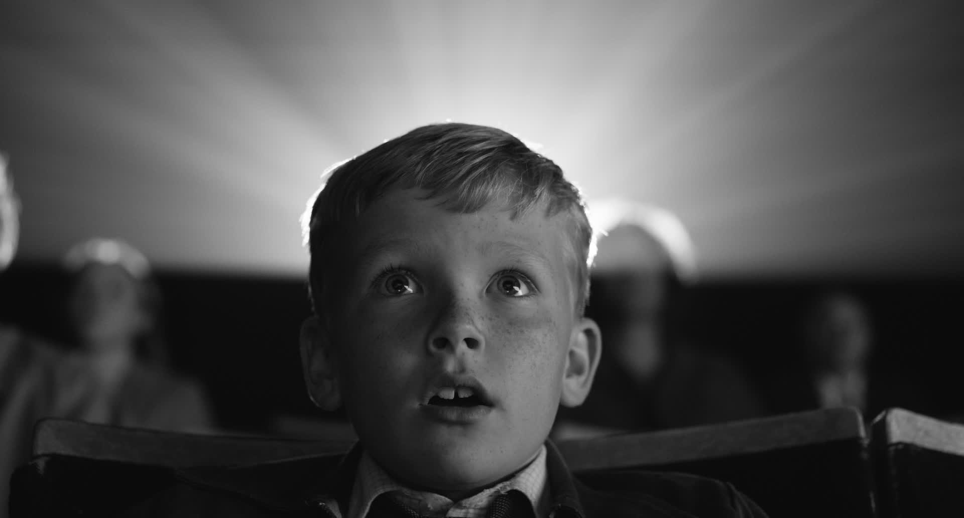 Belfast: el peso de la nostalgia | Crítica 2 Belfast: el peso de la nostalgia | Crítica