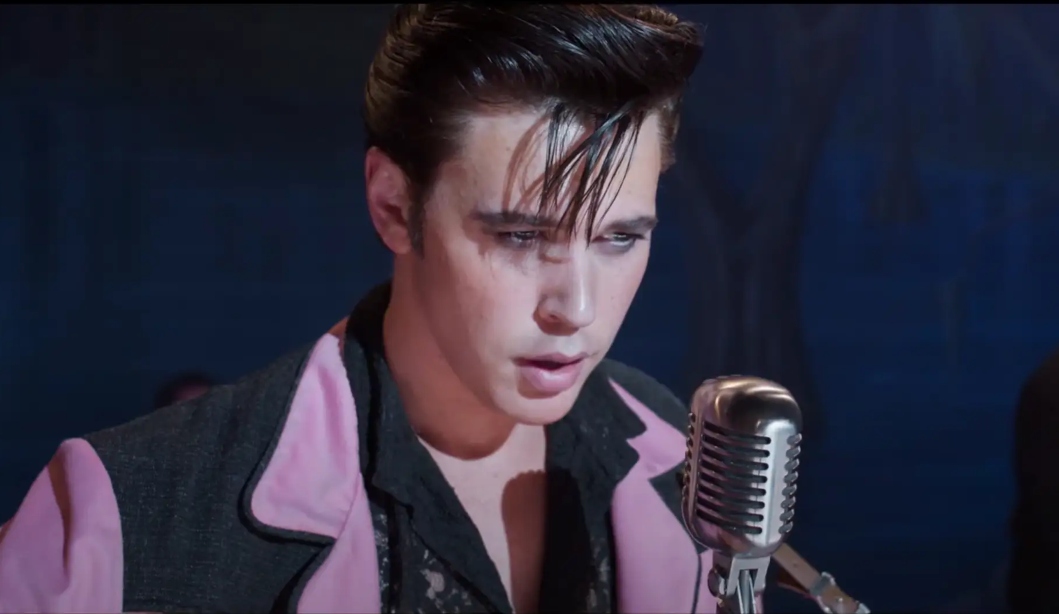 Elvis: la melomanía de Baz Luhrmann en el siguiente nivel | Crítica 