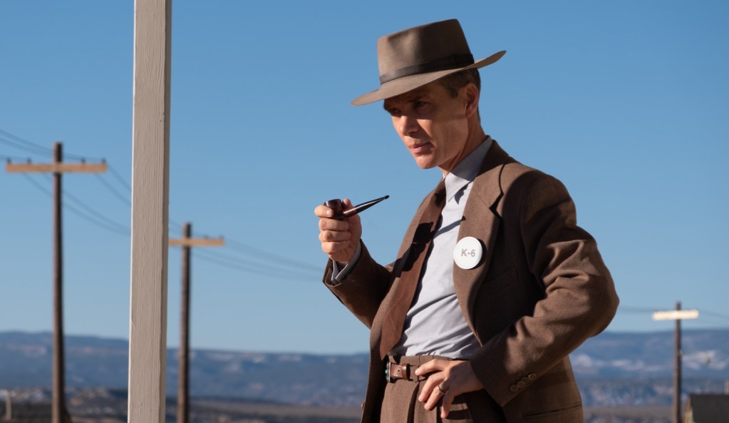 Paul Thomas Anderson habla sobre la importancia de 'Oppenheimer' 1 Paul Schrader dice que 'Oppenheimer' es "la mejor película del siglo"