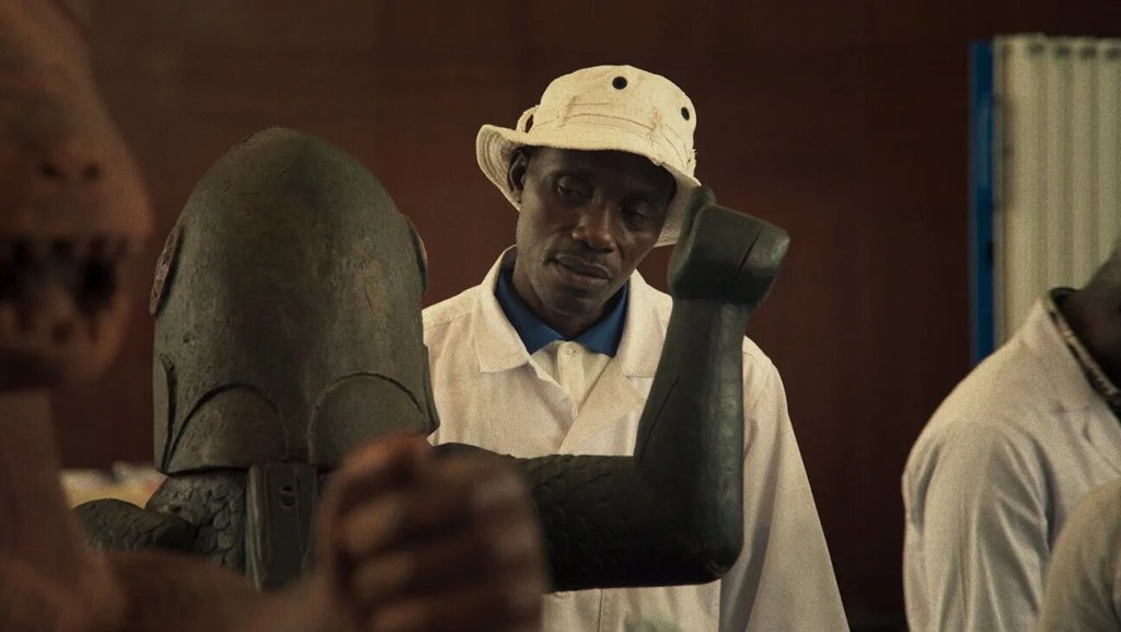 Dahomey: poner el dedo en la(s) llaga(s)