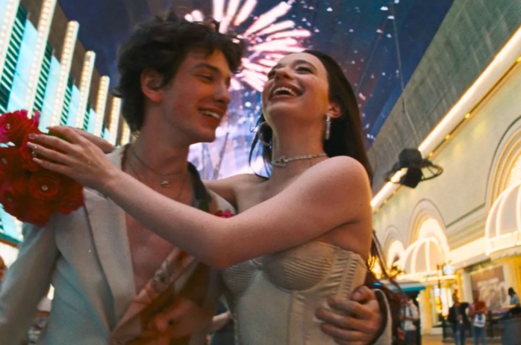 Critica de anora película de sean Baker autor irvinng Javier Martinez zoomf7